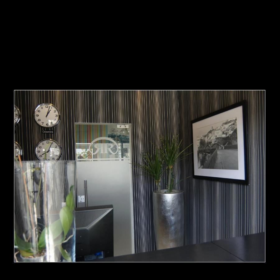 Bed and Breakfast Residencial Rita Одемира Экстерьер фото